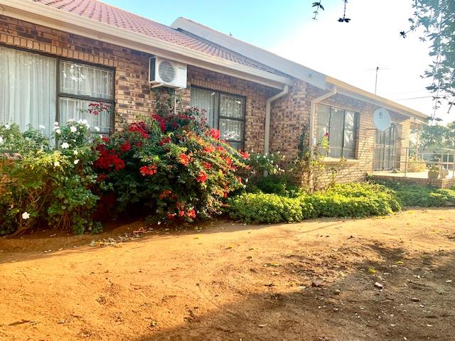4 Bedroom Property for Sale in Universitas Ridge Free State